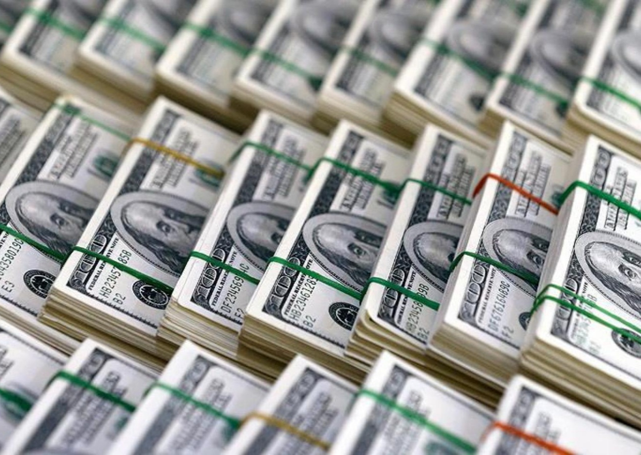 Bir zirve daha yaptı! Dolar 21.15 TL’yi gördü