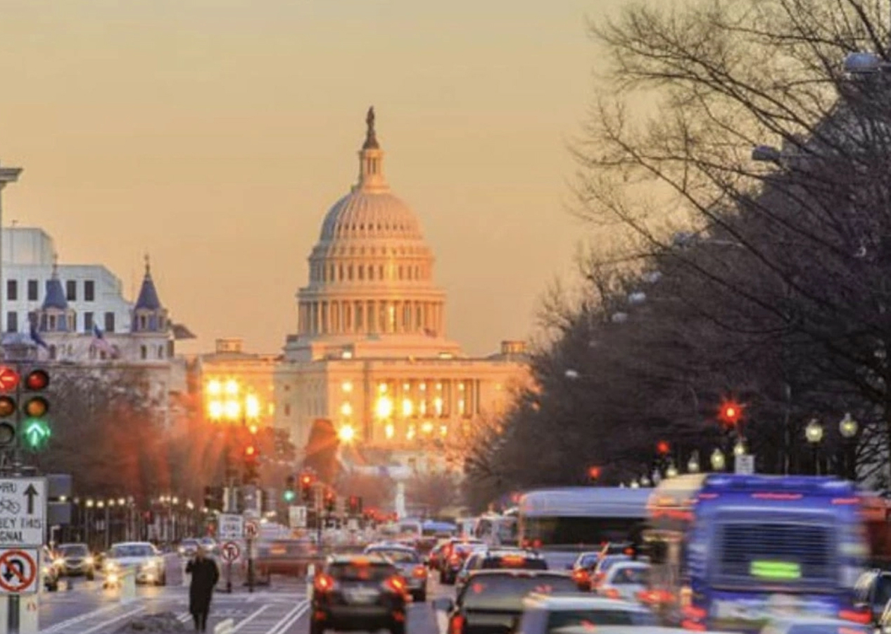 Washington'da patlama sesleri!