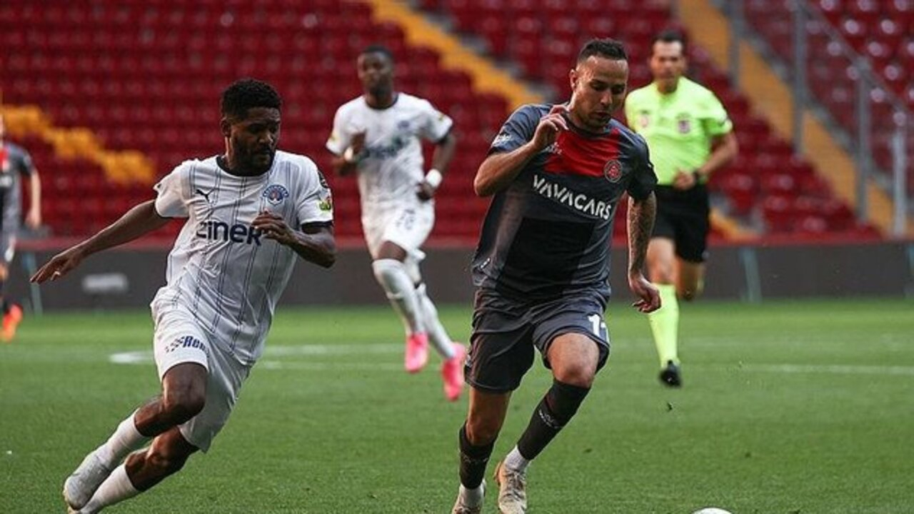 Fatih Karagümrük 3 - 0 Kasımpaşa | Maçın özeti...