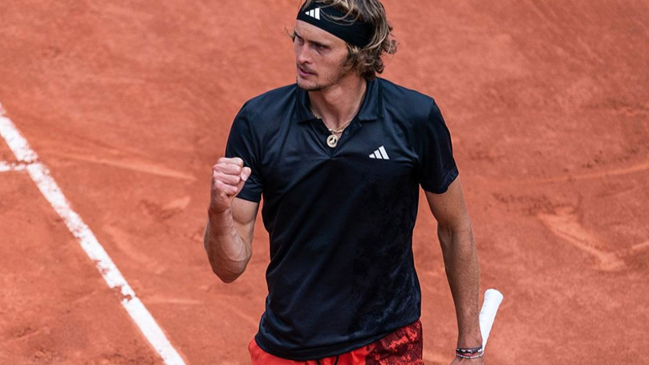 Fransa Açık'ta Zverev ve Ruud yarı finale yükseldi