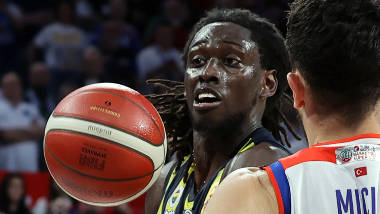 TBF'den Efes- Fenerbahçe maçının hakem üçlüsüyle ilgili karar