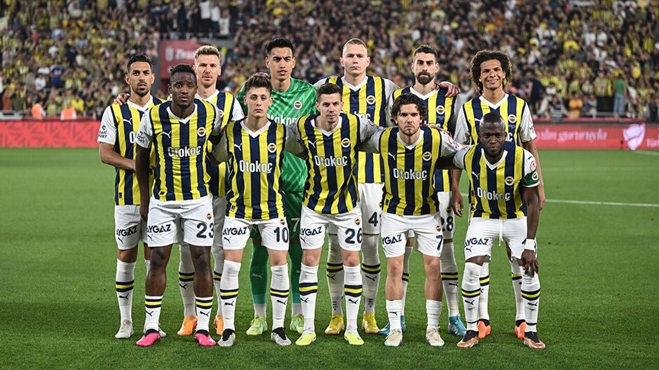 Fenerbahçeli oyuncular kupa zaferini değerlendirdi...