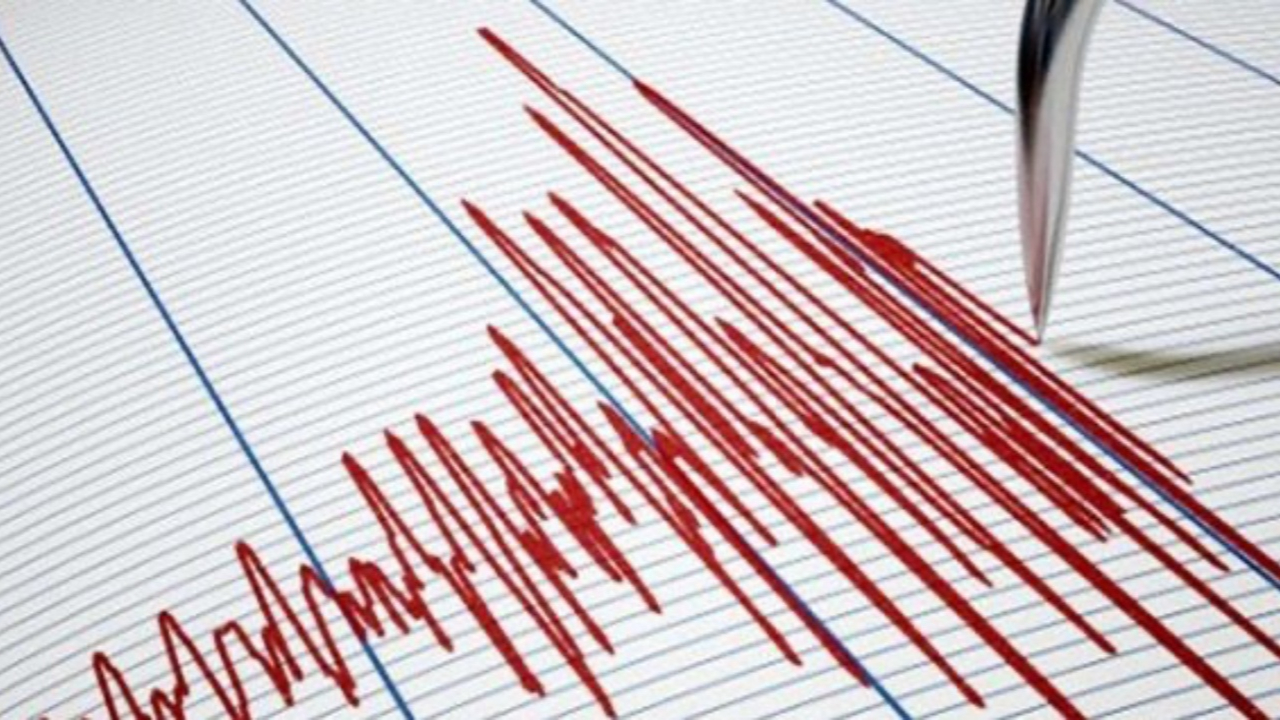Erzurum'da korkutan deprem