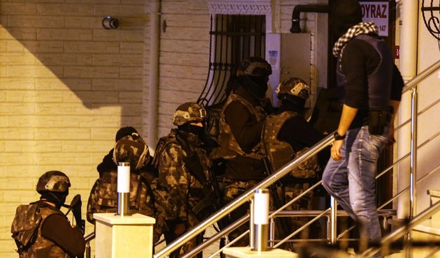 Diyarbakır'da El Nusra operasyonu...