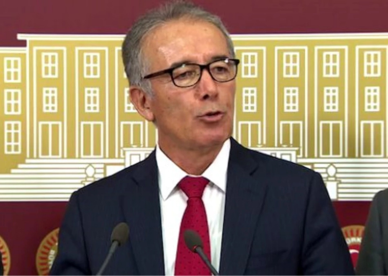 AHAD BEY’İN İSTİFASI VE İYİ PARTİ…