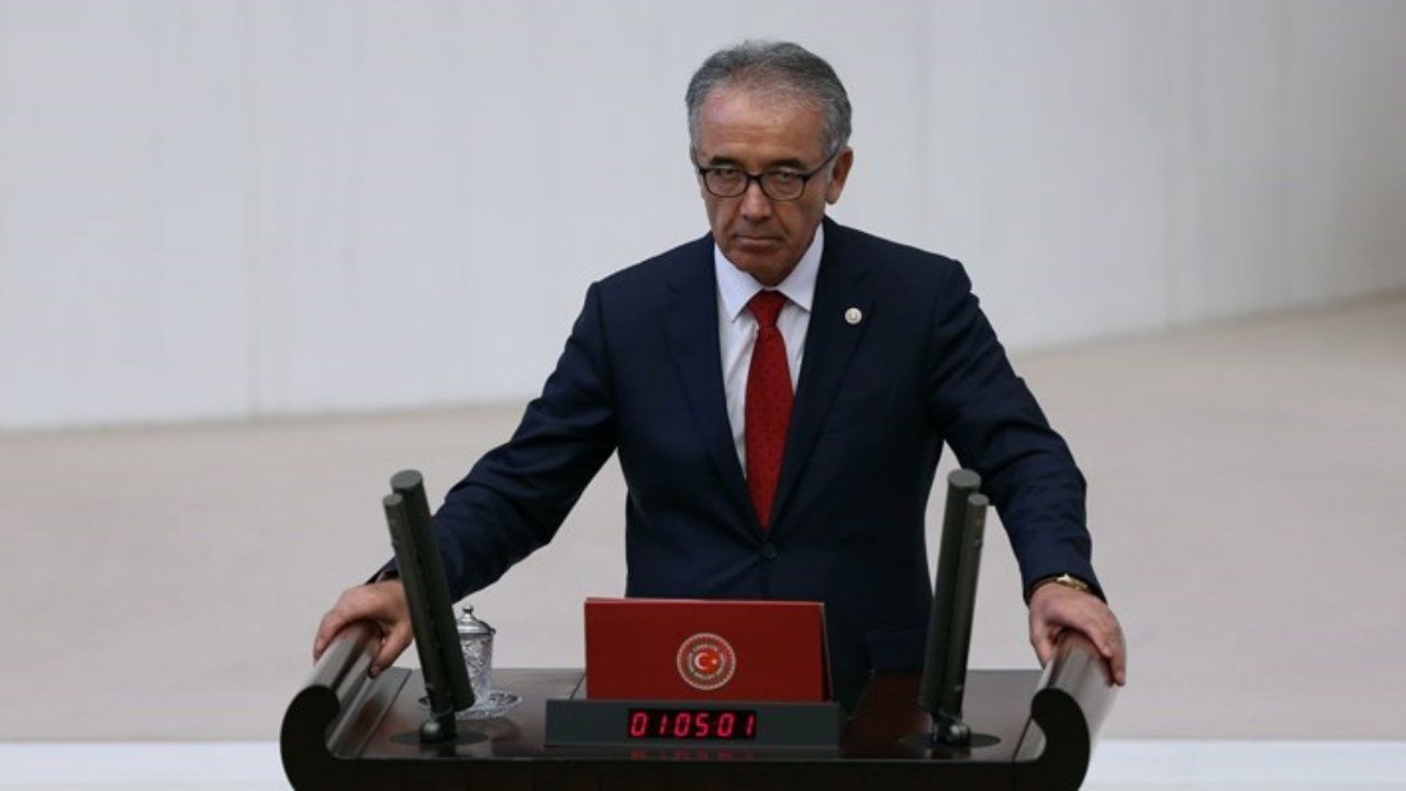 İYİ Parti'de bir istifa daha! Parti kurucularındandı...