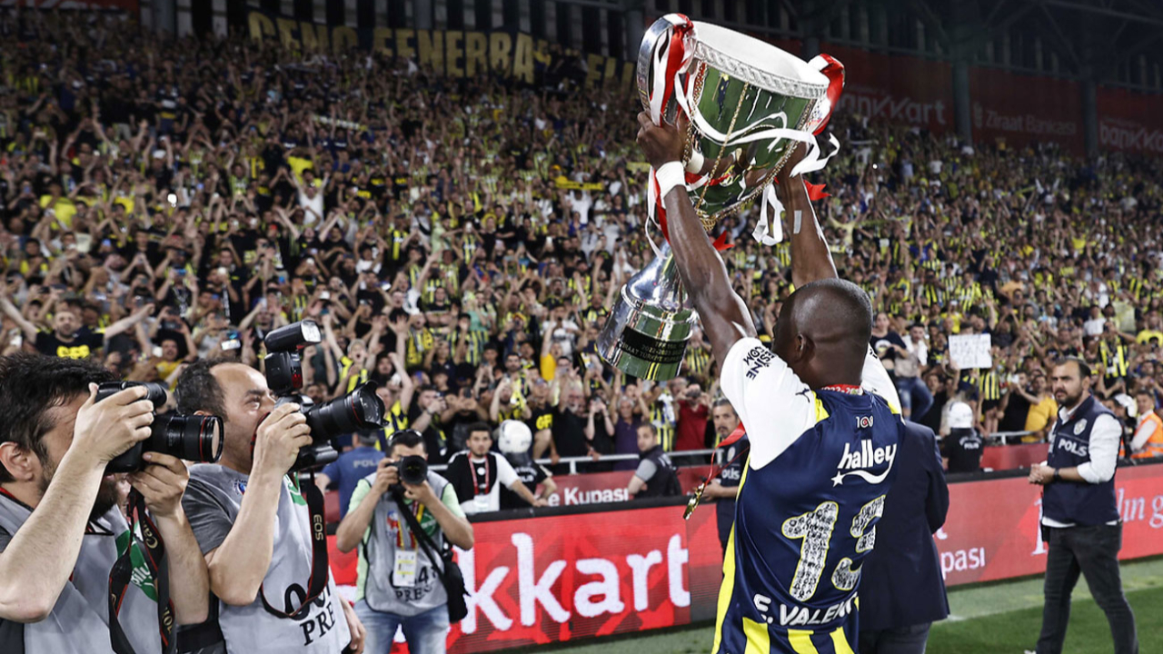 Enner Valencia, Fenerbahçe'den rekor kırarak ayrıldı