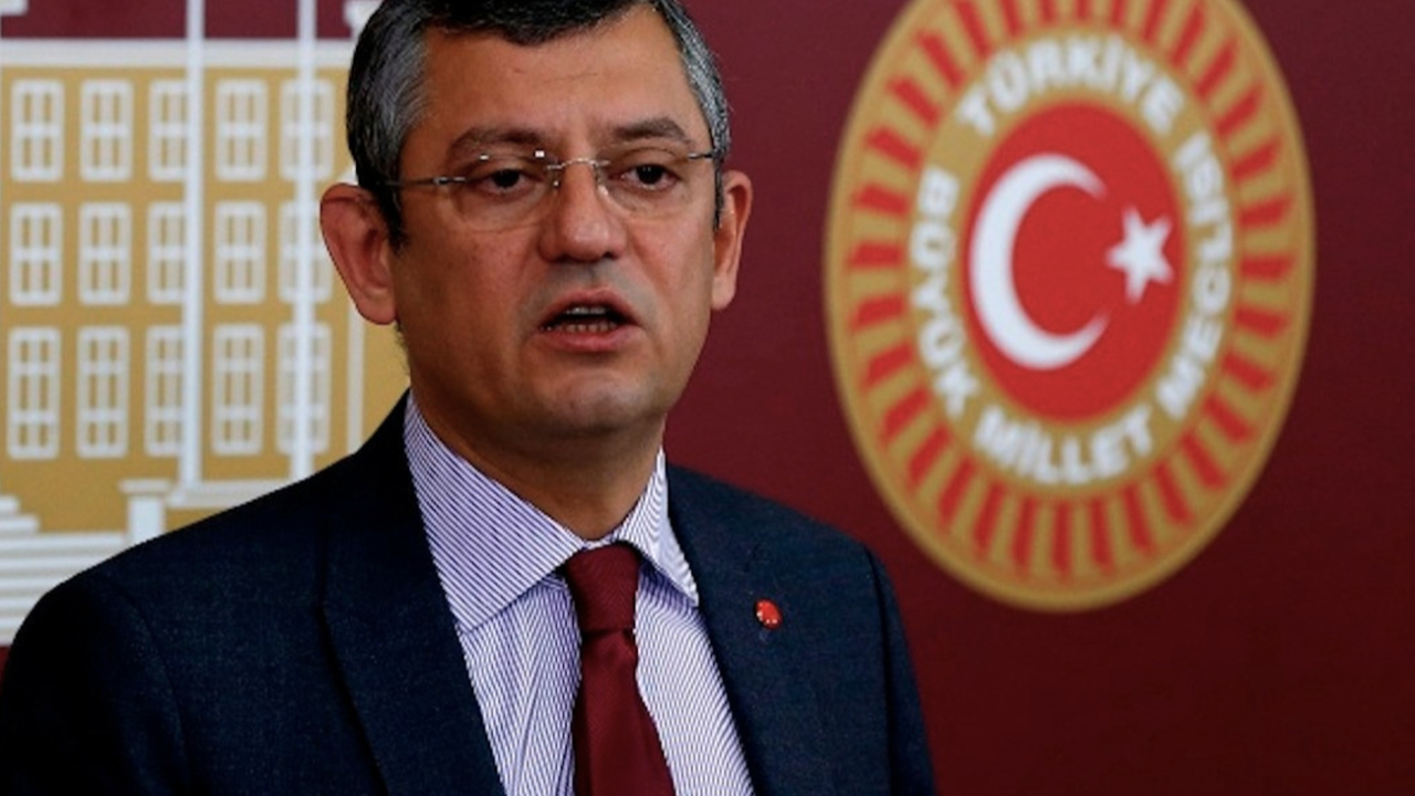 CHP'li İrem Ertürk CHP'den neden istifa ettiğini açıkladı: "Özgür Özel geldi FETÖ'cü ile seminer verdi"