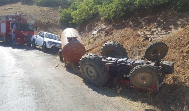 Gümüşhane'de traktör faciası: 2 ölü, 1 yaralı...