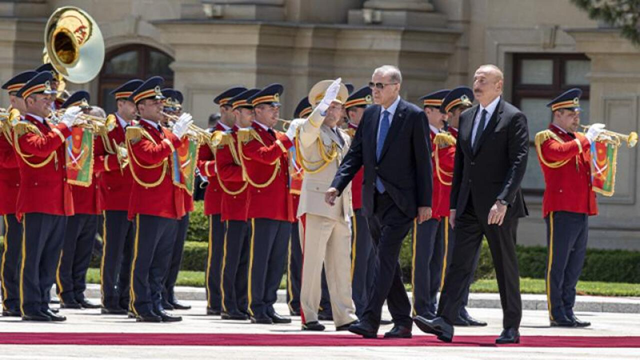 Cumhurbaşkanı Recep Tayyip Erdoğan'dan Azerbaycan'a çocuk önerisi!