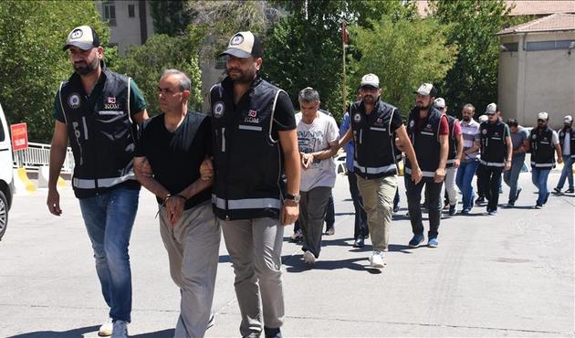 FETÖ'nün 'gaybubet evleri"ne operasyon!