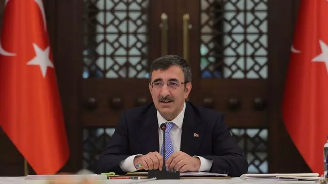 Cumhurbaşkanı Yardımcısı Yılmaz'dan enflasyon mesajı