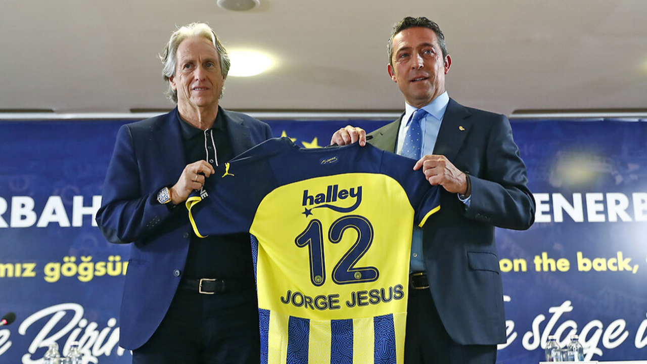 Fenerbahçe ve Jorge Jesus'tan Cumhuriyet Gazetesi'ne tepki