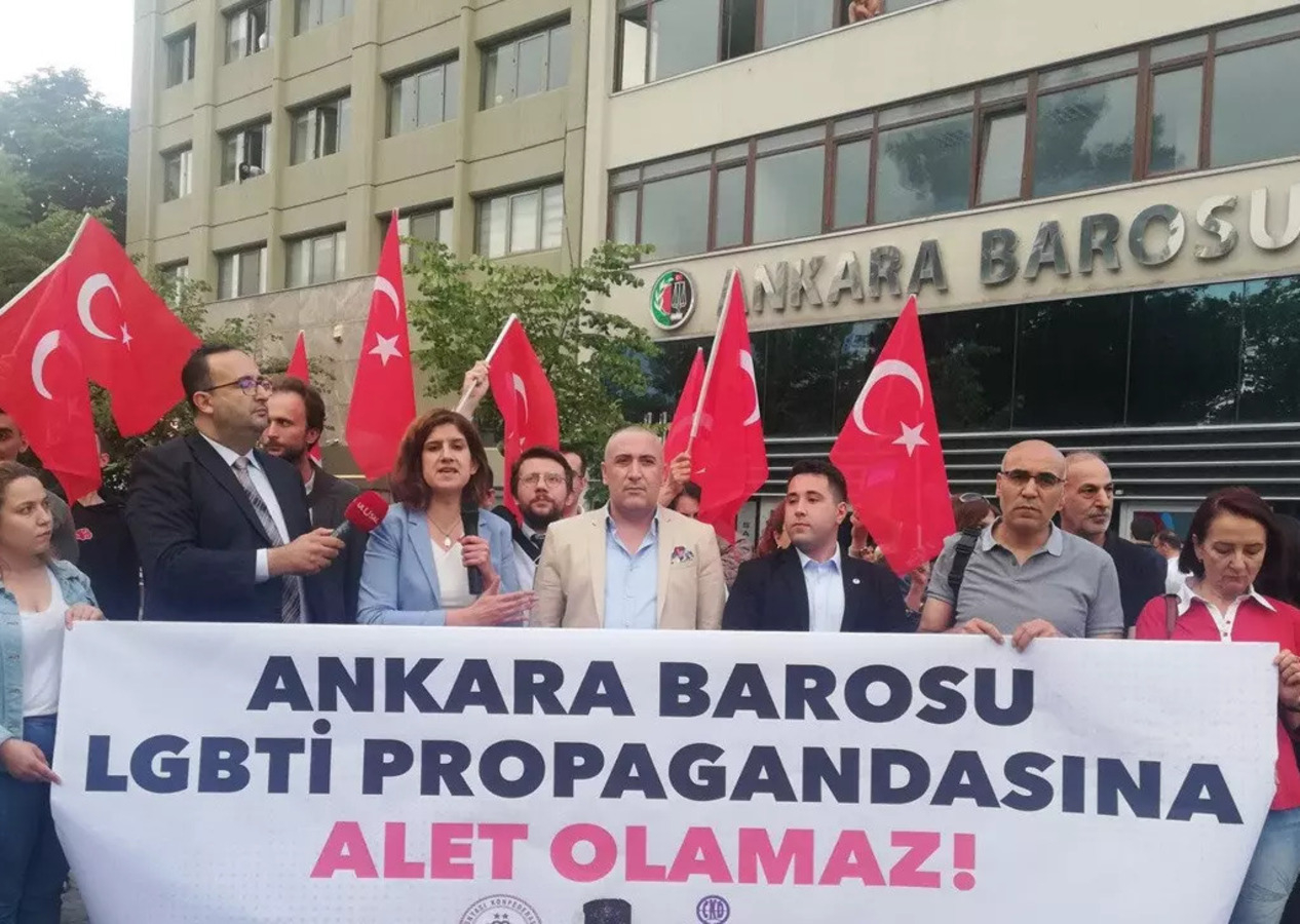 Avukatlardan TBMM'ye çağrı geldi! İzmir ve Ankara Barosu'nda LGBT dayatması