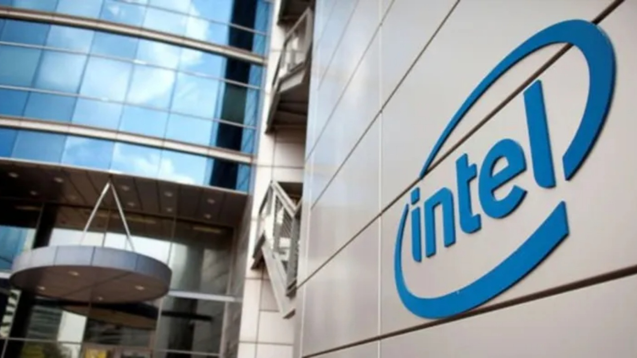 Dünyanın en büyük çip üreticisi İntel Polonya'ya fabrika kuruyor