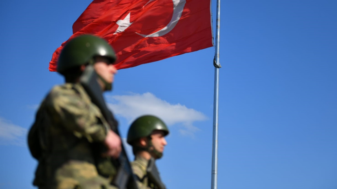 Hudut Kartallarımız geçit vermiyor! Sınırda 14'ü terör örgütü mensubu 32 kişi yakalandı