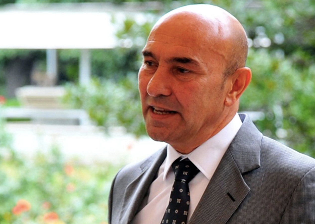 Tunç Soyer'in iş bilmezliği yüzünden depremzedelerin ev hayali başka bahara kaldı!