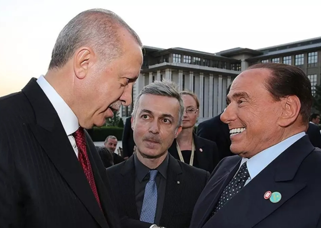 Cumhurbaşkanı Erdoğan'dan İtalyan basınına Berlusconi yazısı: "Türkiye'ye çok büyük kıymet veren bir devlet adamıydı"
