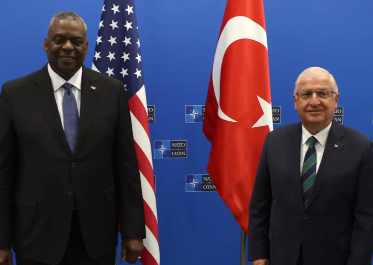 NATO Karargahı'nda kritik görüşme sona erdi!