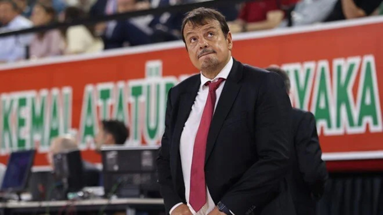 Ergin Ataman şampiyonluk sonrası gözyaşlarını tutamadı: Haklarını helal etsinler...