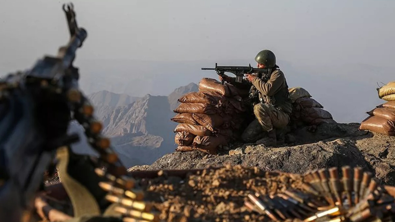 Kuzey Irak'ta teröre ağır darbe: Sözde lider kadrosundaki 2 terörist öldürüldü!