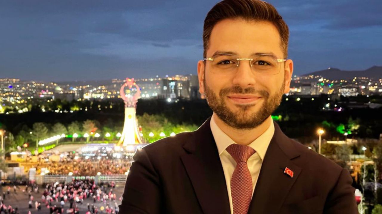 İletişim Başkanlığı Başkan Yardımcısı  Doç. Dr. Çağatay Özdemir’in Akademik Başarıları
