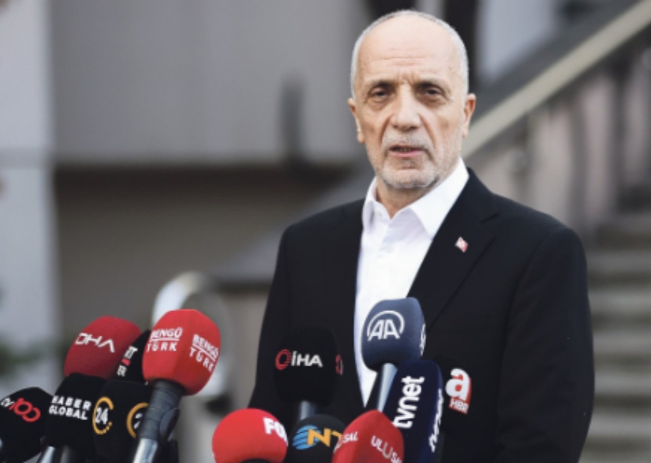 TÜRK-İŞ Başkanı Ergün Atalay'dan asgari ücret açıklaması: Türkiye tarihinin en yüksek dolar ücreti!