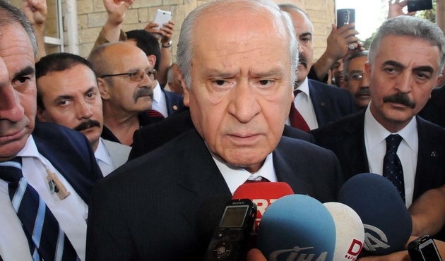 MHP lideri Bahçeli'den sert mesajlar! Atatürk büstüne saldırı ve Ayhan Oğan'a tepki...