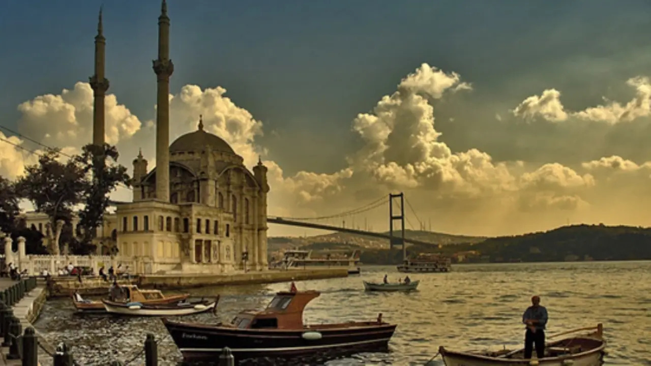 Meteoroloji Genel Müdürlüğü alarm verdi! İstanbul için peş peşe kritik uyarı...