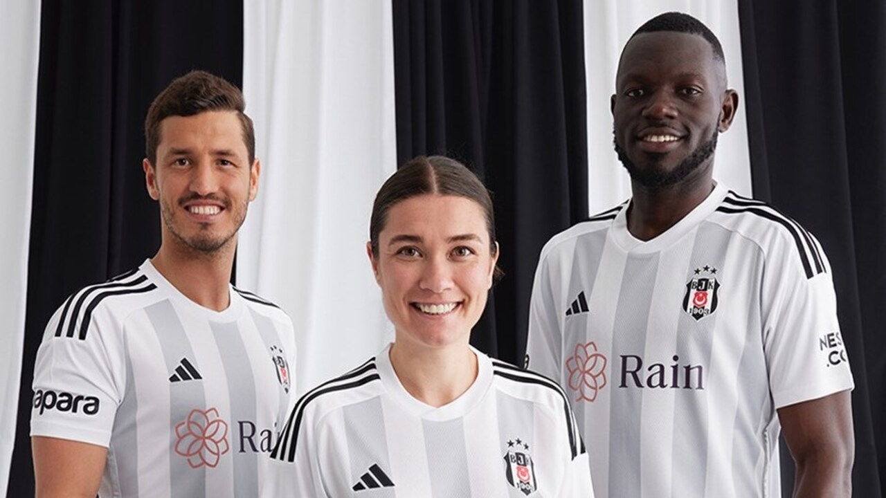 Beşiktaş yeni sezonda giyeceği formaları paylaştı!