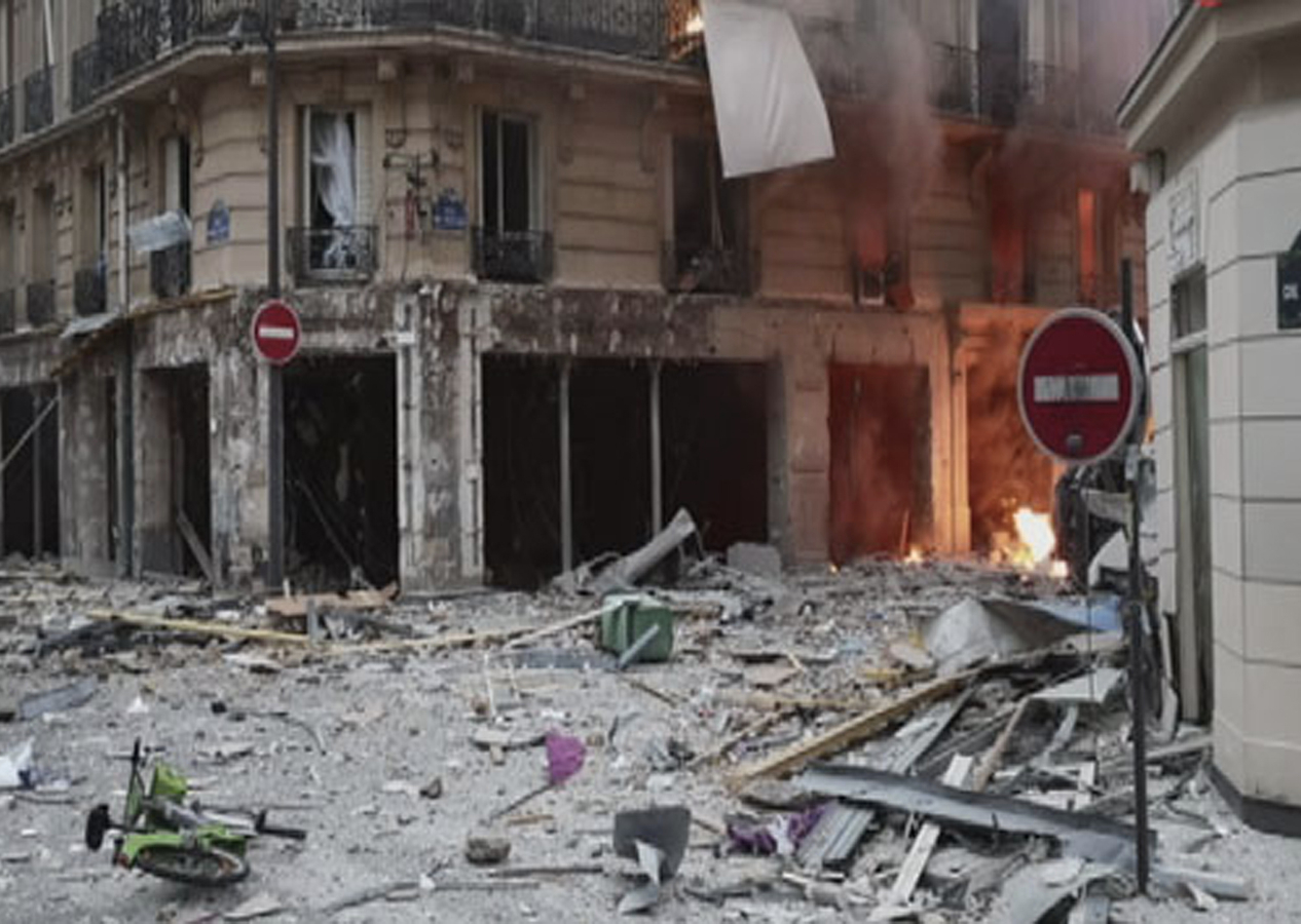 Paris'te patlama!