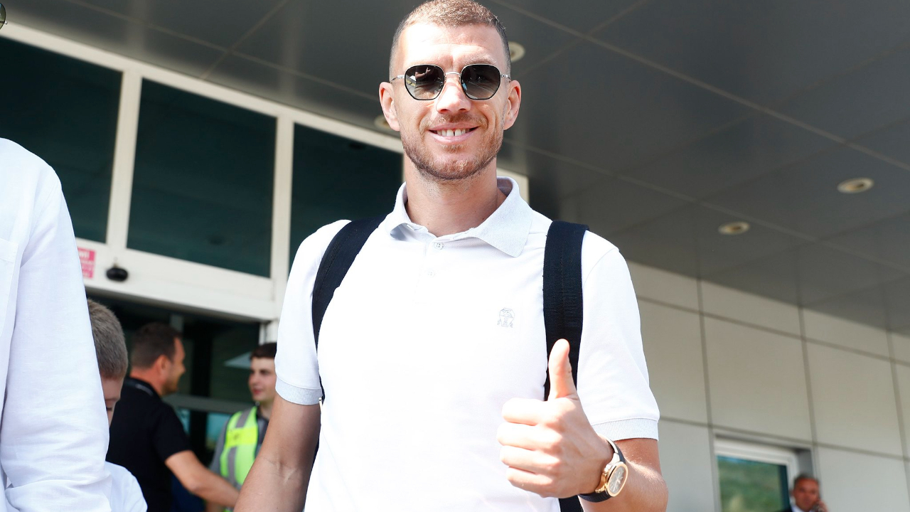 Resmi açıklama: Fenerbahçe yıldız transferini bitirdi! Böyle Dzeko böyle duyuruldu