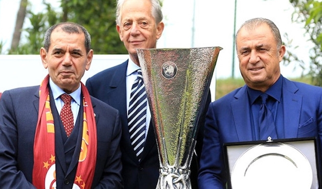 Özbek-Terim görüşmesi gerçekleşti! İşte sonuç...