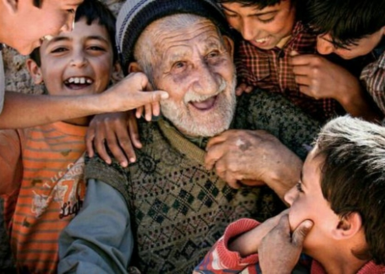 BAYRAM GELDİ, SEN GELMEDİN