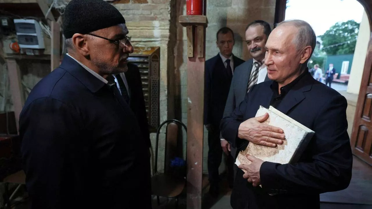 Vladimir Putin'den 'Kur'an-ı Kerim' sözleri! Tepkisini böyle gösterdi...