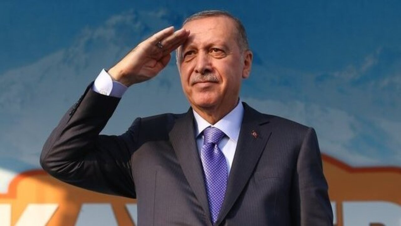 Cumhurbaşkanı Recep Tayyip Erdoğan'dan Mehmetçik'e bayram tebriği!