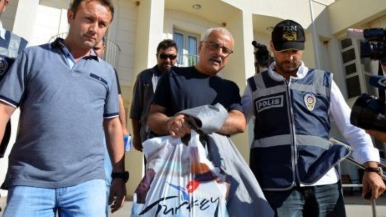 Merdan Yanardağ gözaltına alındı
