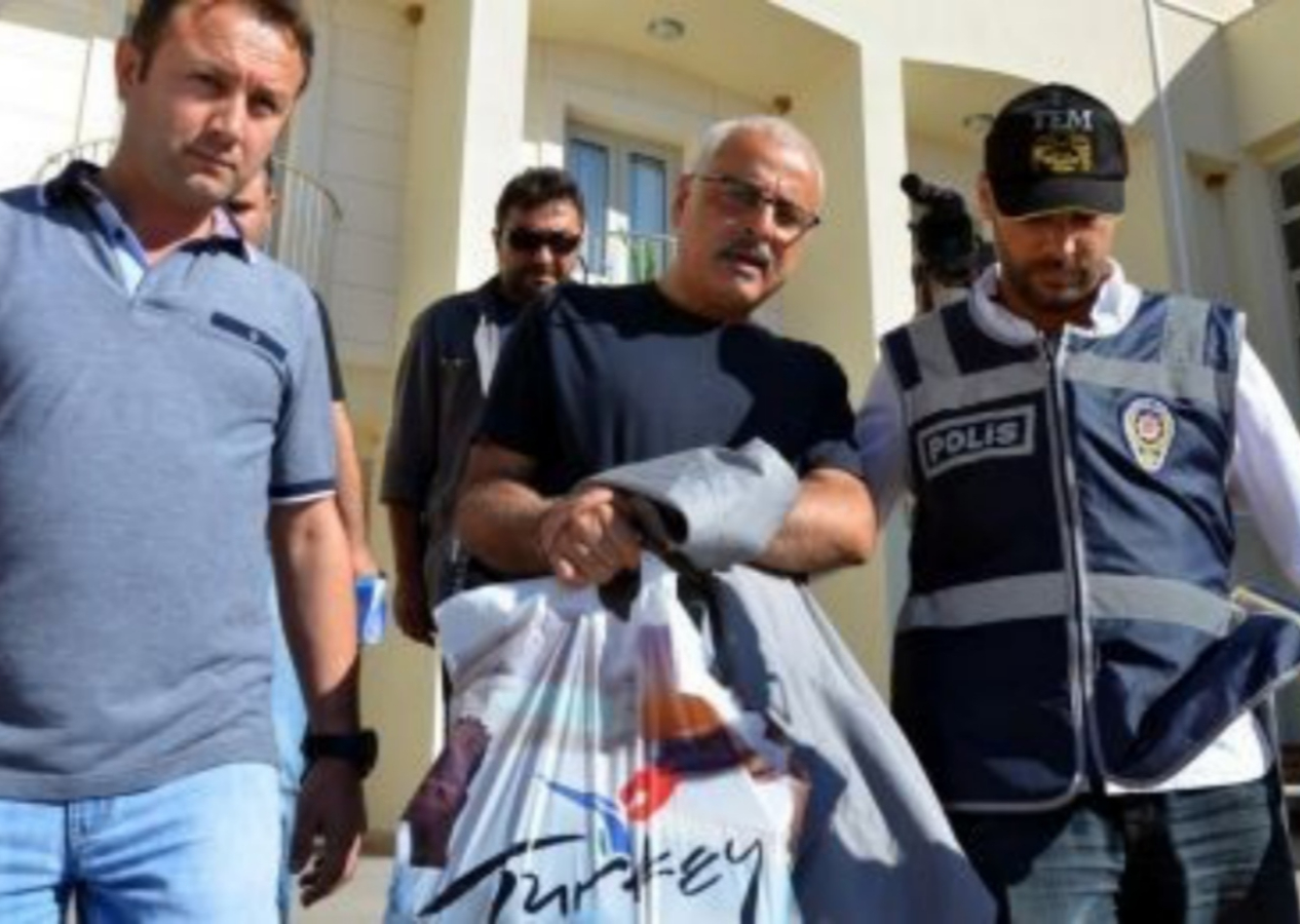 Merdan Yanardağ gözaltına alındı