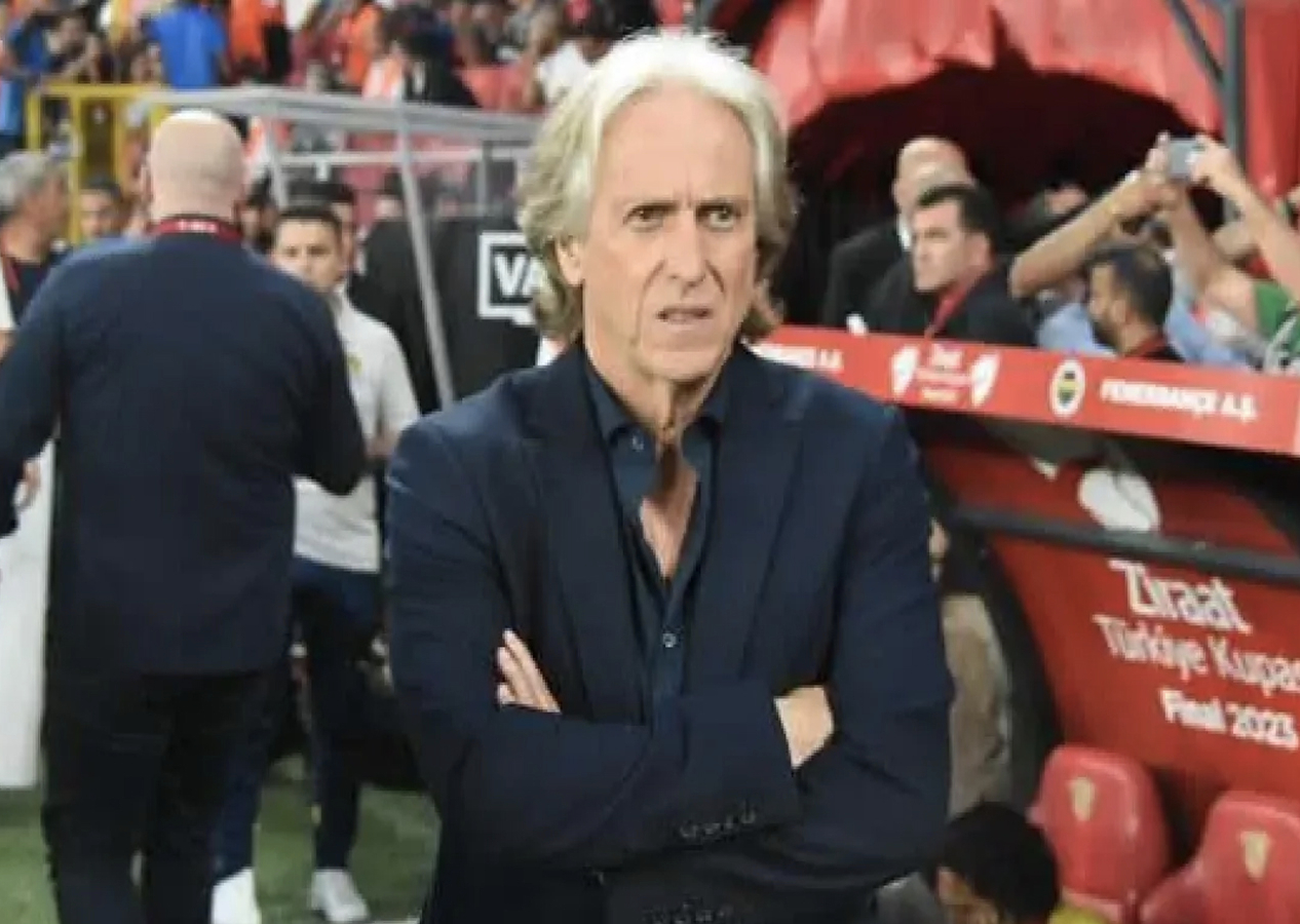 Jorge Jesus eski takımına gitti!