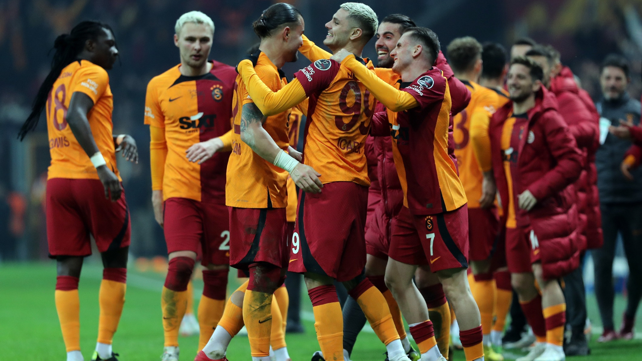 Galatasaray forma göğüs sponsorunu açıkladı