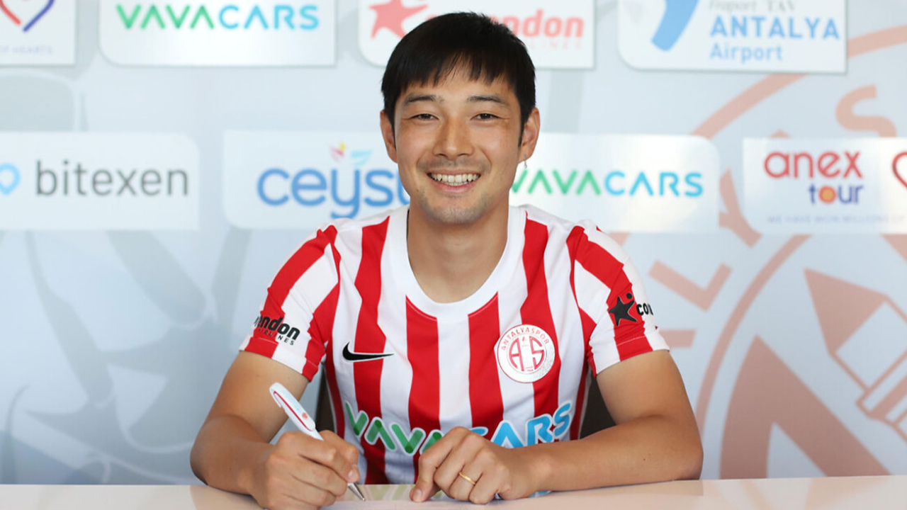 Antalyaspor'da Shoya Nakajima ile yollar ayrıldı