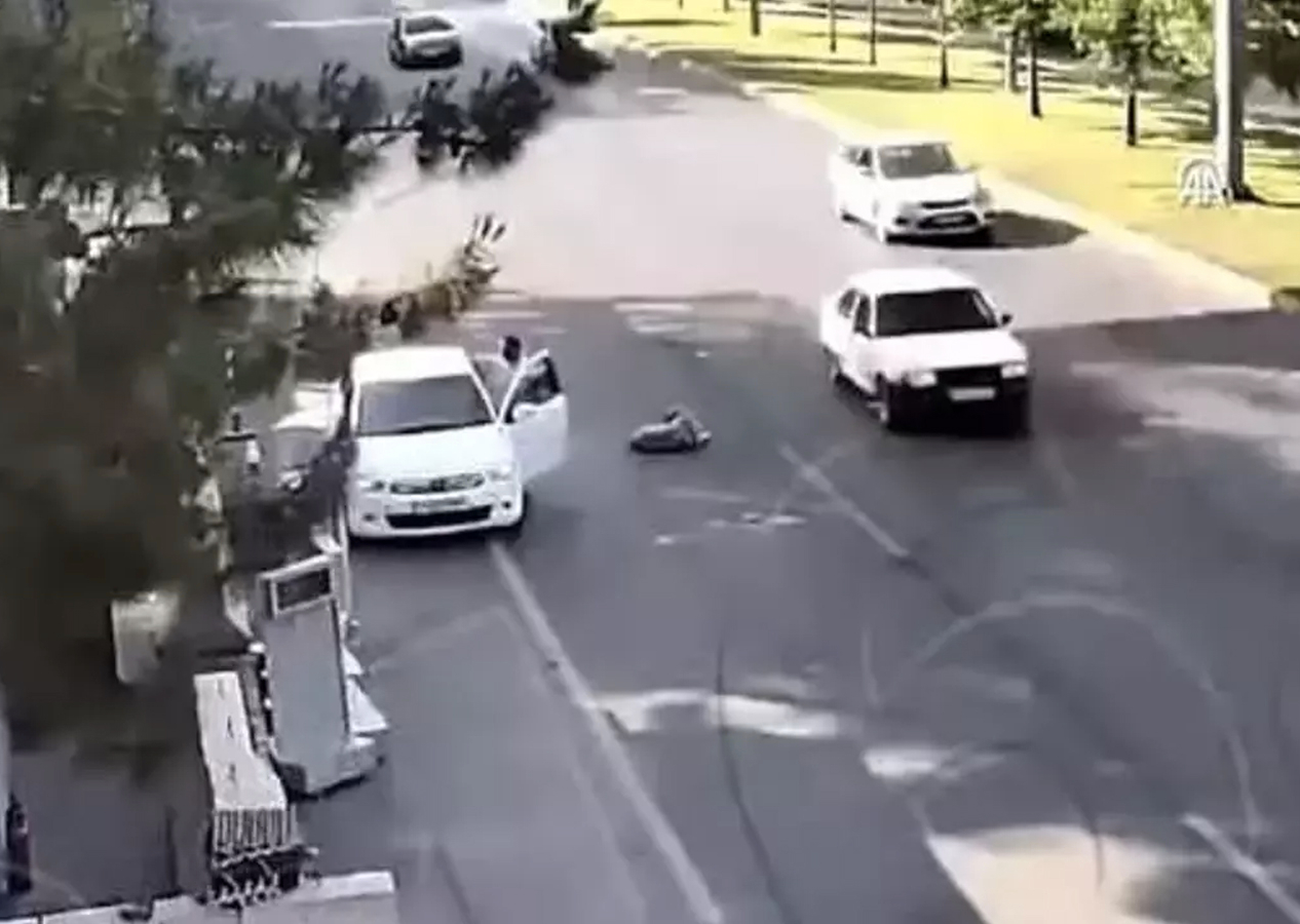 Kahraman polisten hayati 'heimlich' manevrası!