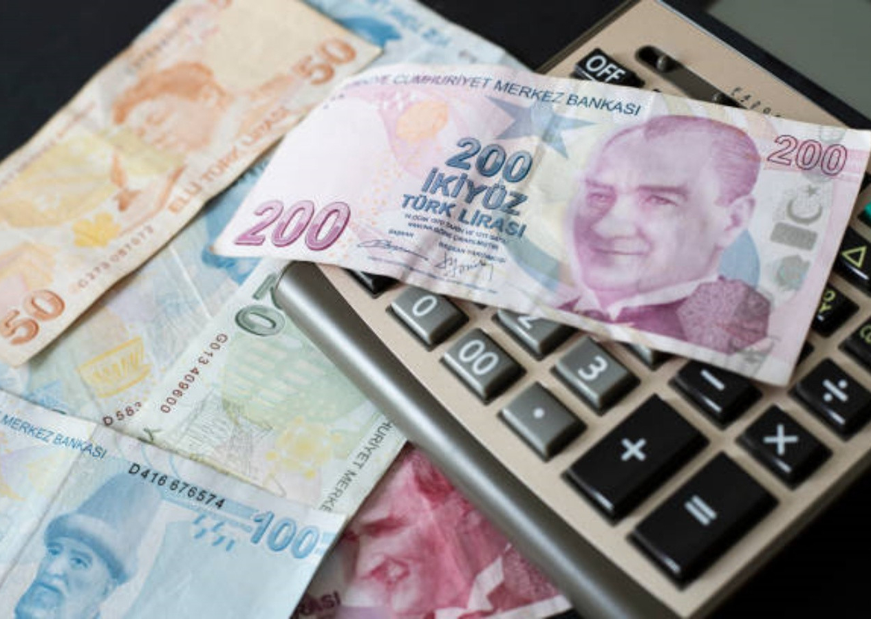 En düşük memur maaşı 22 bin TL olacak! Zamlı memur maaşları için gözler 12.00'de! İşte meslek meslek enflasyon farklı ücretler