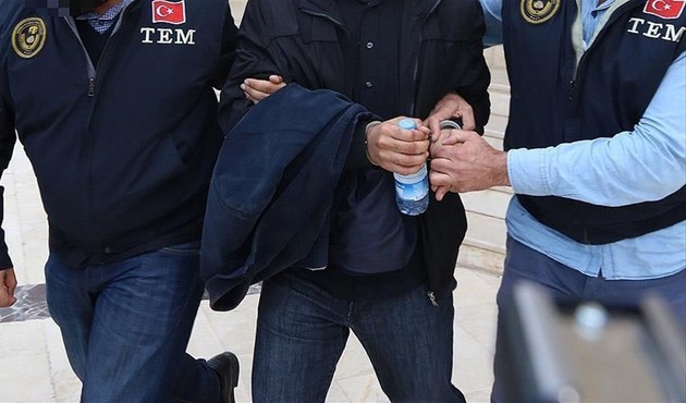 İstanbul polisinden DEAŞ operasyonu: 7 gözaltı...