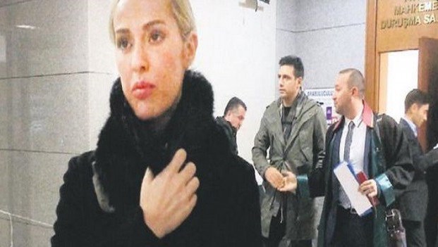 Helin Avşar ve Serhan Bora, 15 Dakikada Boşandı