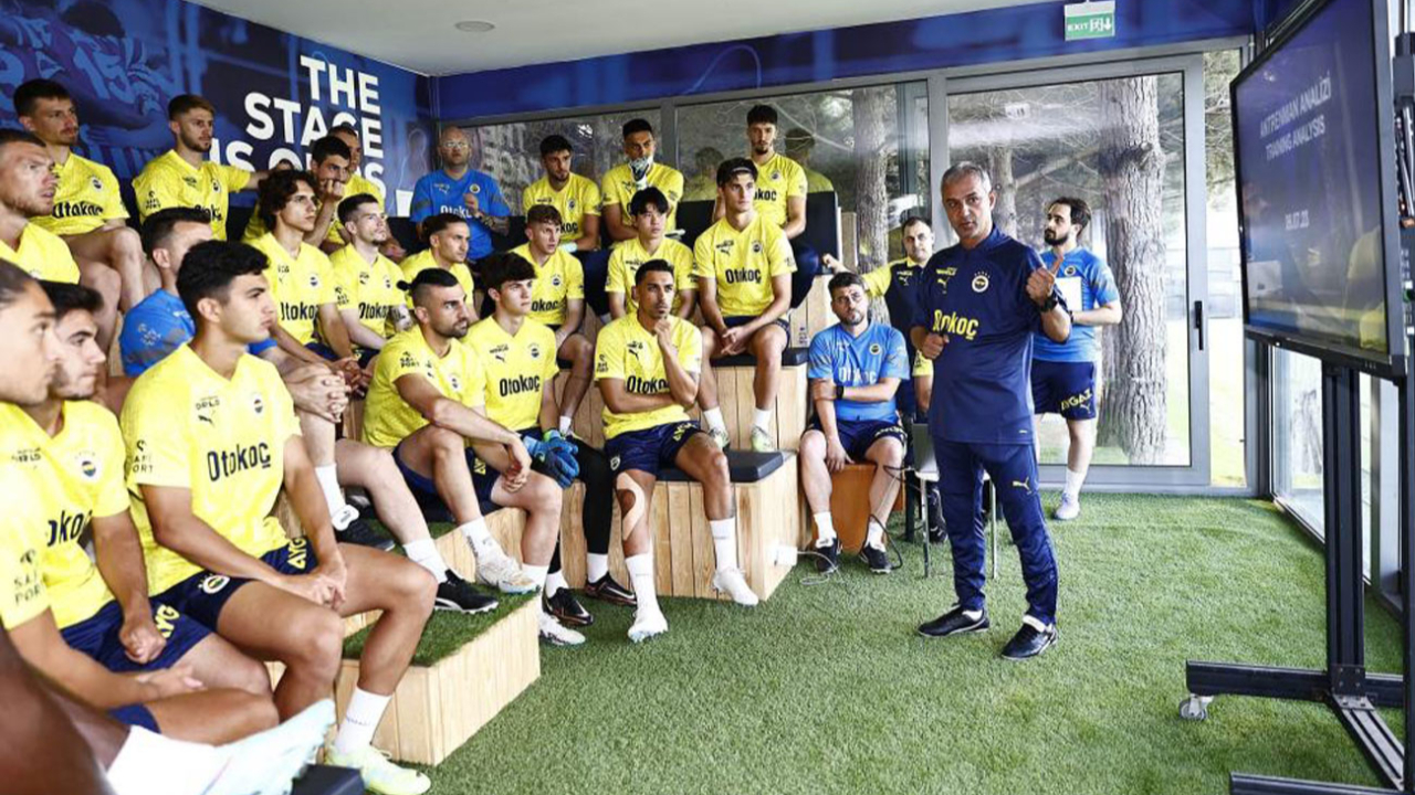 Fenerbahçe'nin kamp kadrosu açıklandı
