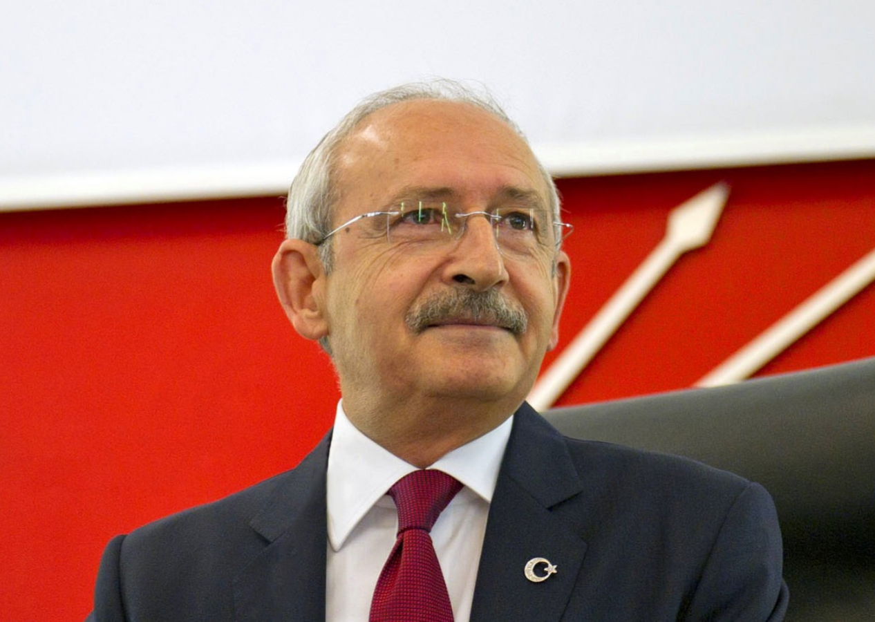 Kemal Kılıçdaroğlu'ndan partililere mektup: 12 seçim kaybetti hala 'Adımları hep birlikte atacağız' diyor