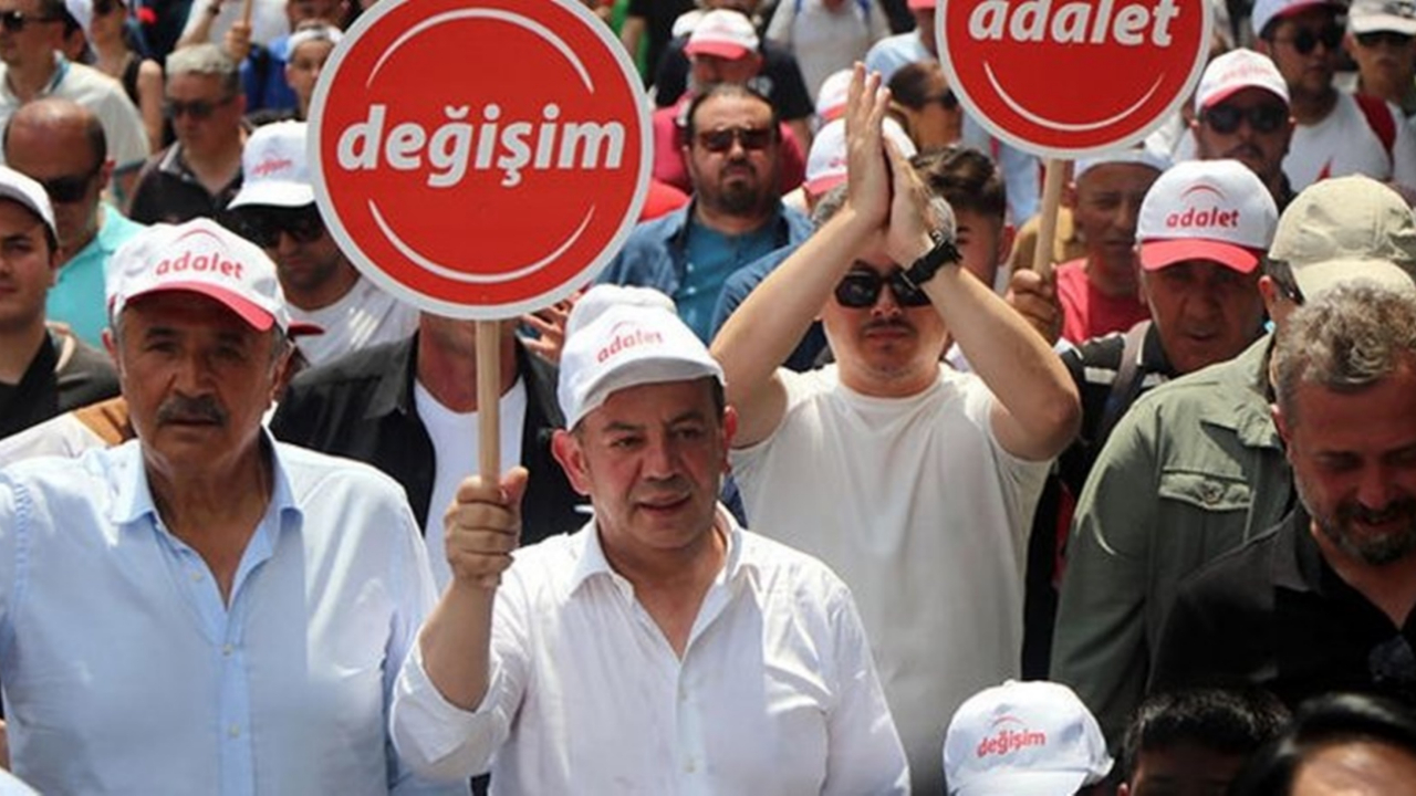 Adalet ve değişim yürüyüşü başlatan Tanju Özcan'dan Kılıçdaroğlu'na çağrı! ''Genel merkez önünde büyük kitleler sizi istifaya davet edecek''