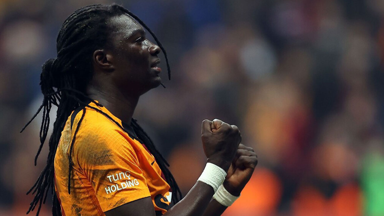 Bafetimbi Gomis'ten Arda Güler mesajı