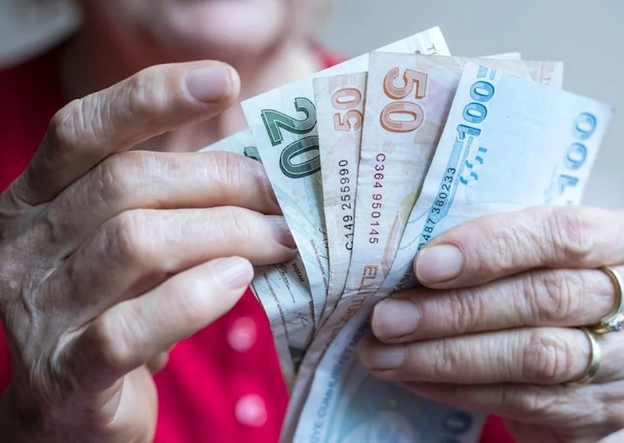 Bakan Göktaş duyurdu! Yaşlı ve engelli aylığı ödemelerine zam